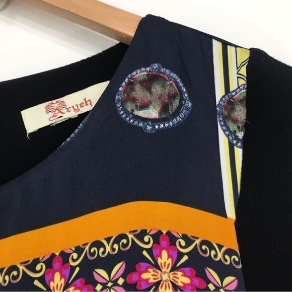 Aryeh Colorful Medallion Graphic Print Sheath Dress - Picture 8 of 16